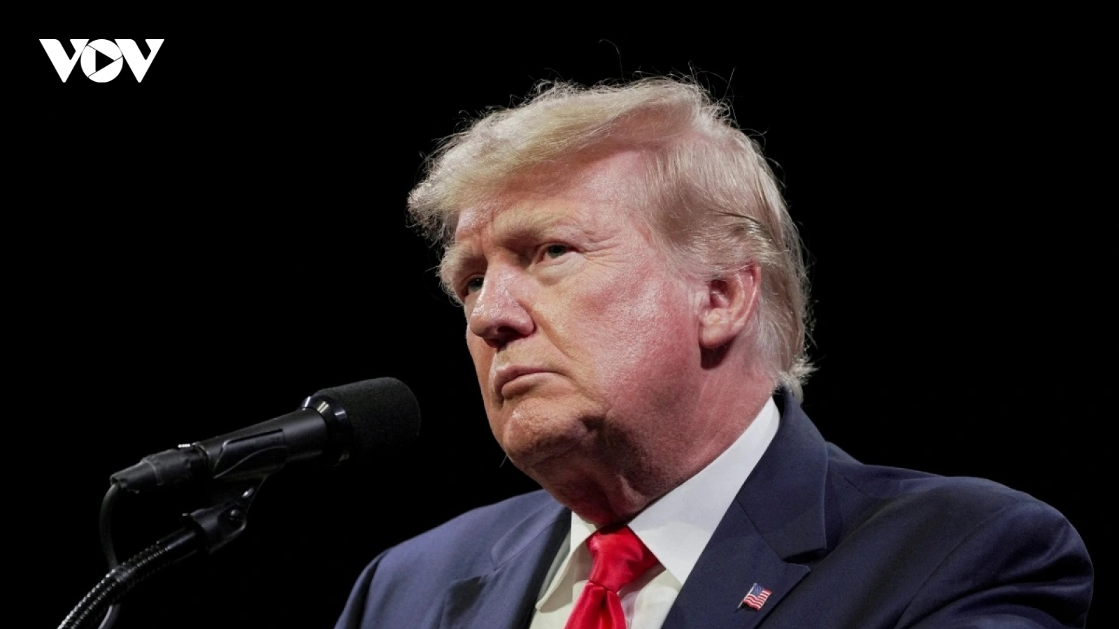 Từ chối tiếp nhận người di cư bị trục xuất, Colombia bị ông Trump trừng phạt