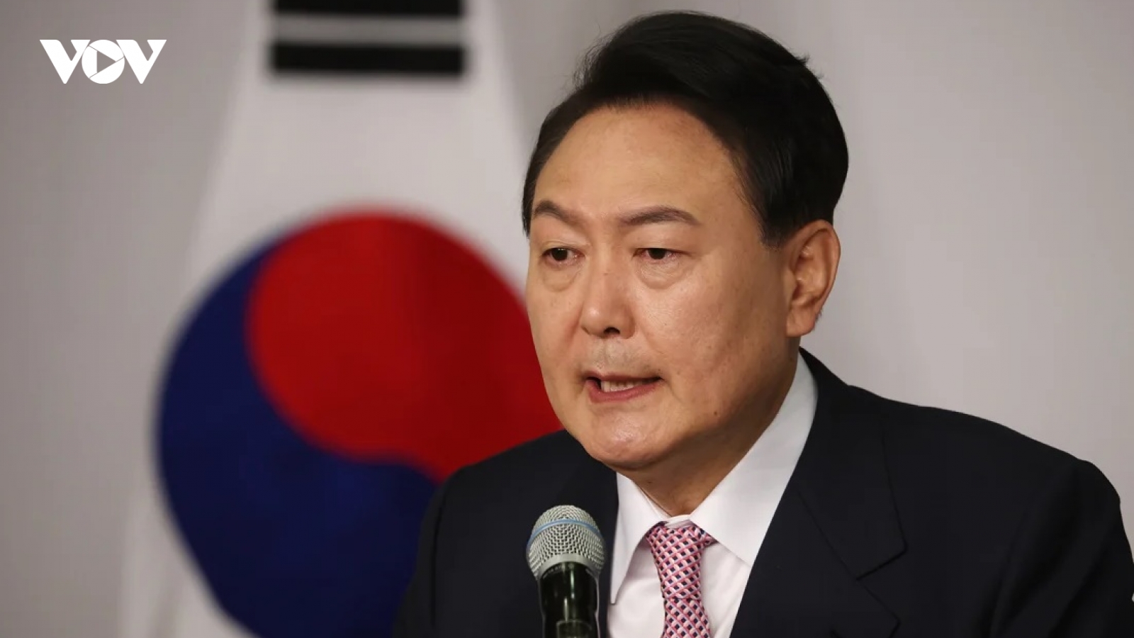 Tổng thống Hàn Quốc Yoon Suk Yeol tiếp tục bị thẩm vấn