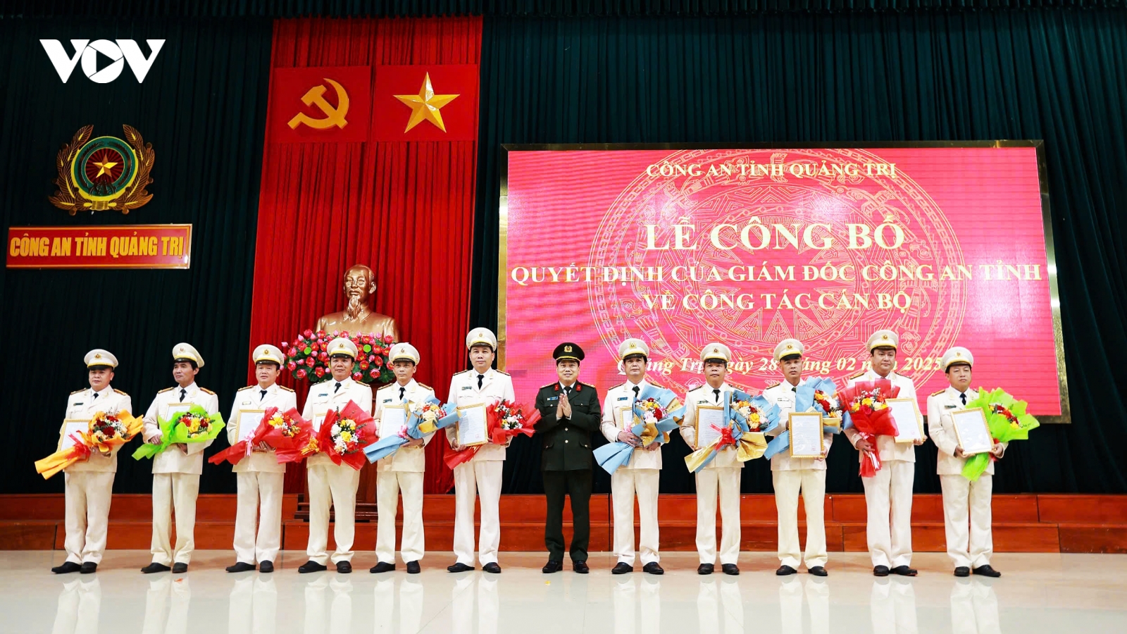 Công an Quảng Trị công bố các quyết định về tổ chức, cán bộ
