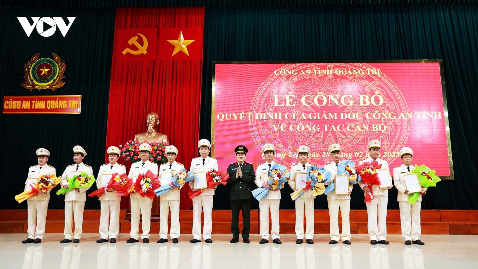 Công an Quảng Trị công bố các quyết định về tổ chức, cán bộ