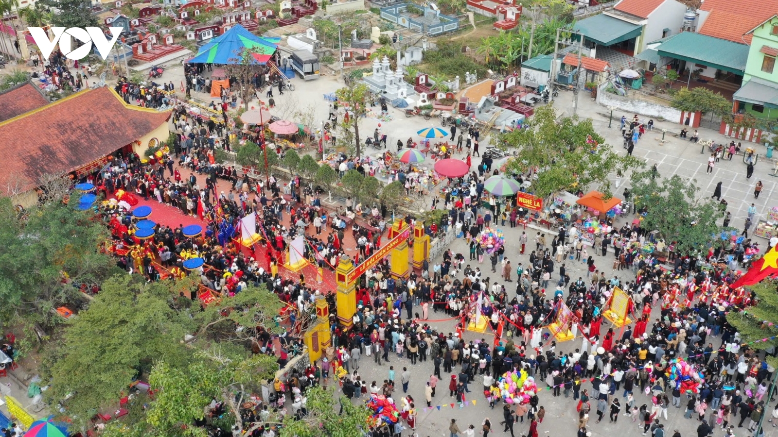 Lễ hội “rước người” ở vùng đảo Hà Nam, Quảng Ninh