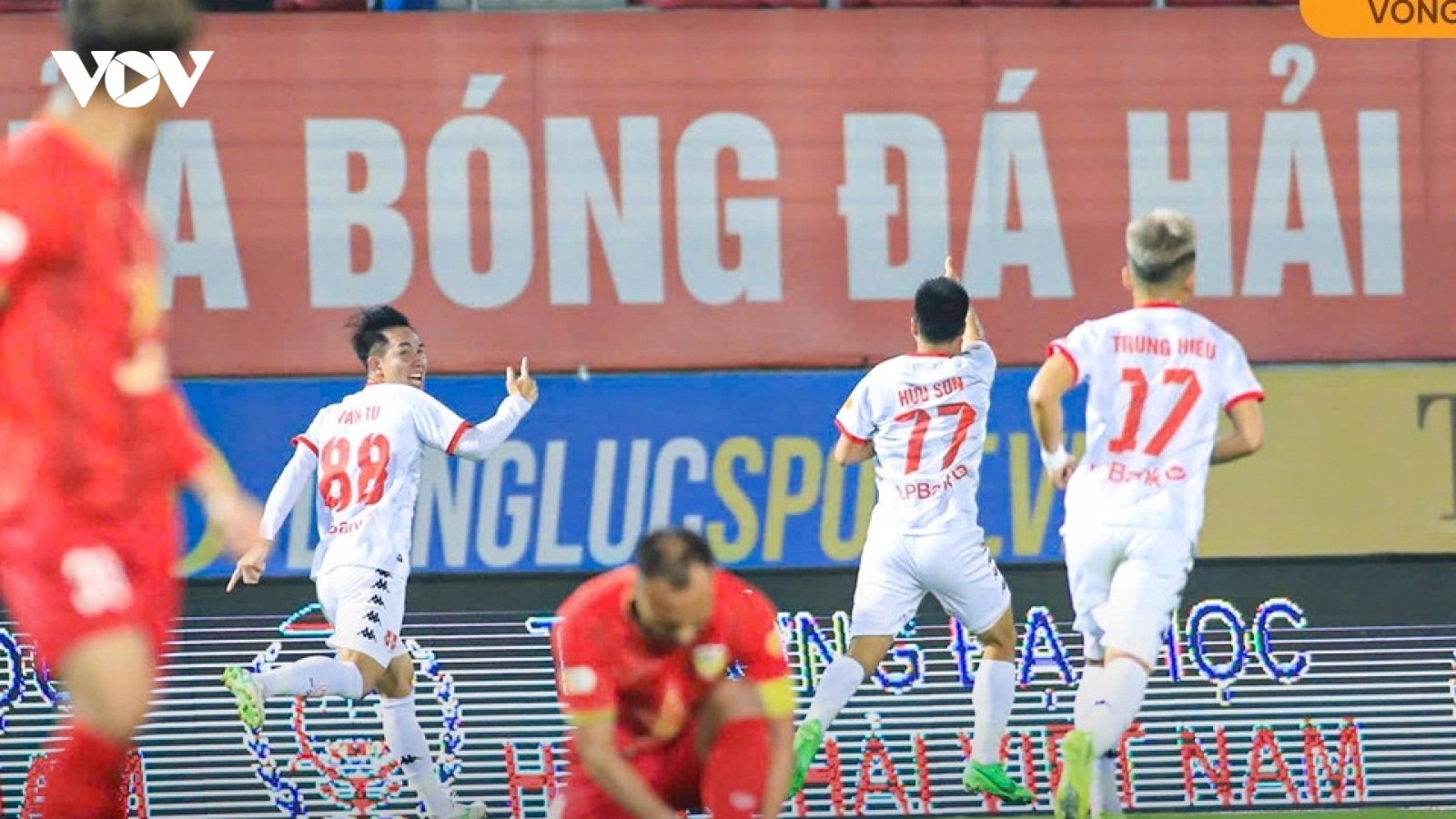 Kết quả vòng 14 V-League 2024/2025: Hải Phòng đánh bại Hà Tĩnh