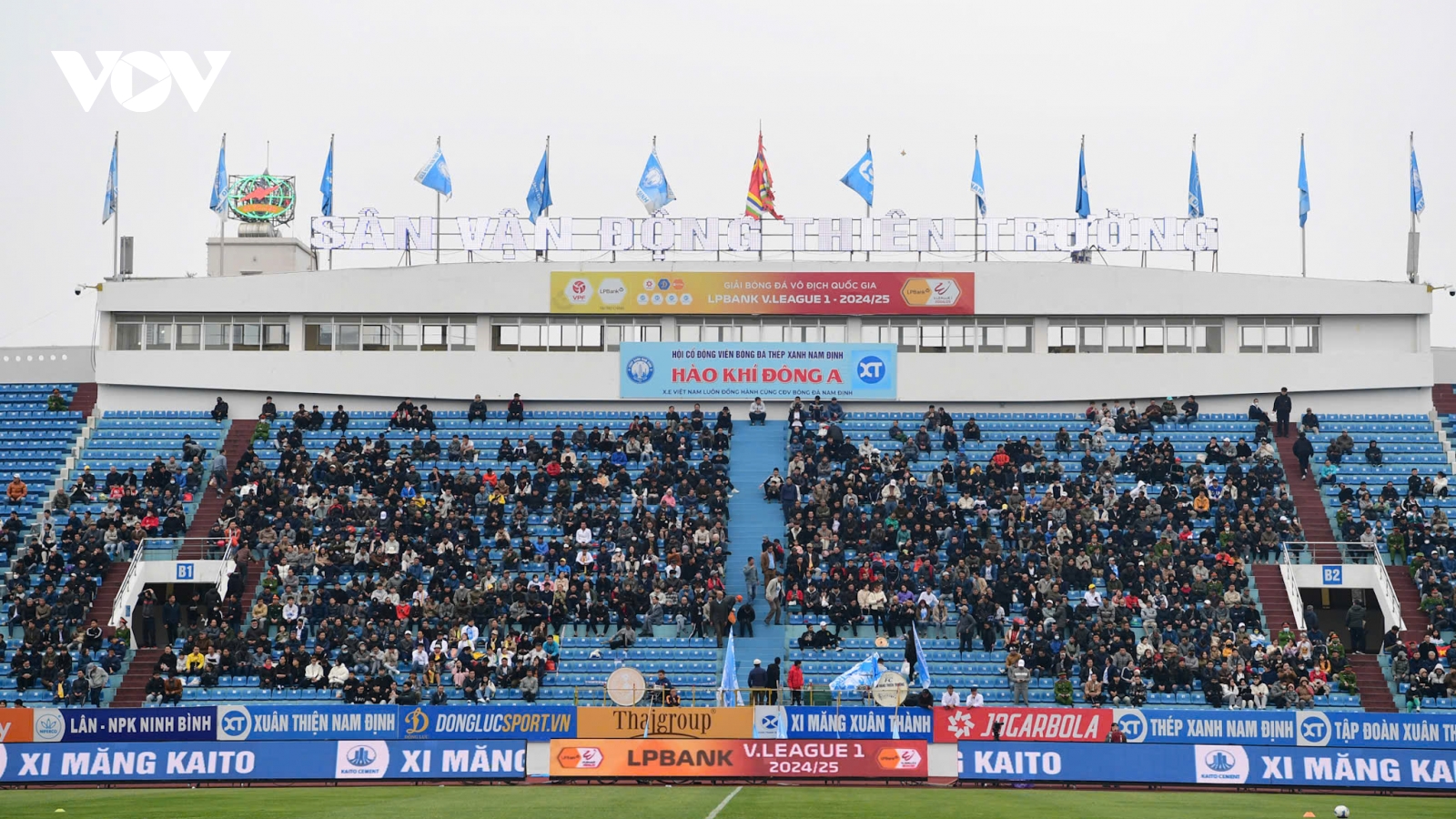 TRỰC TIẾP Nam Định 0-0 Hà Nội FC: Sân Thiên Trường mở hội