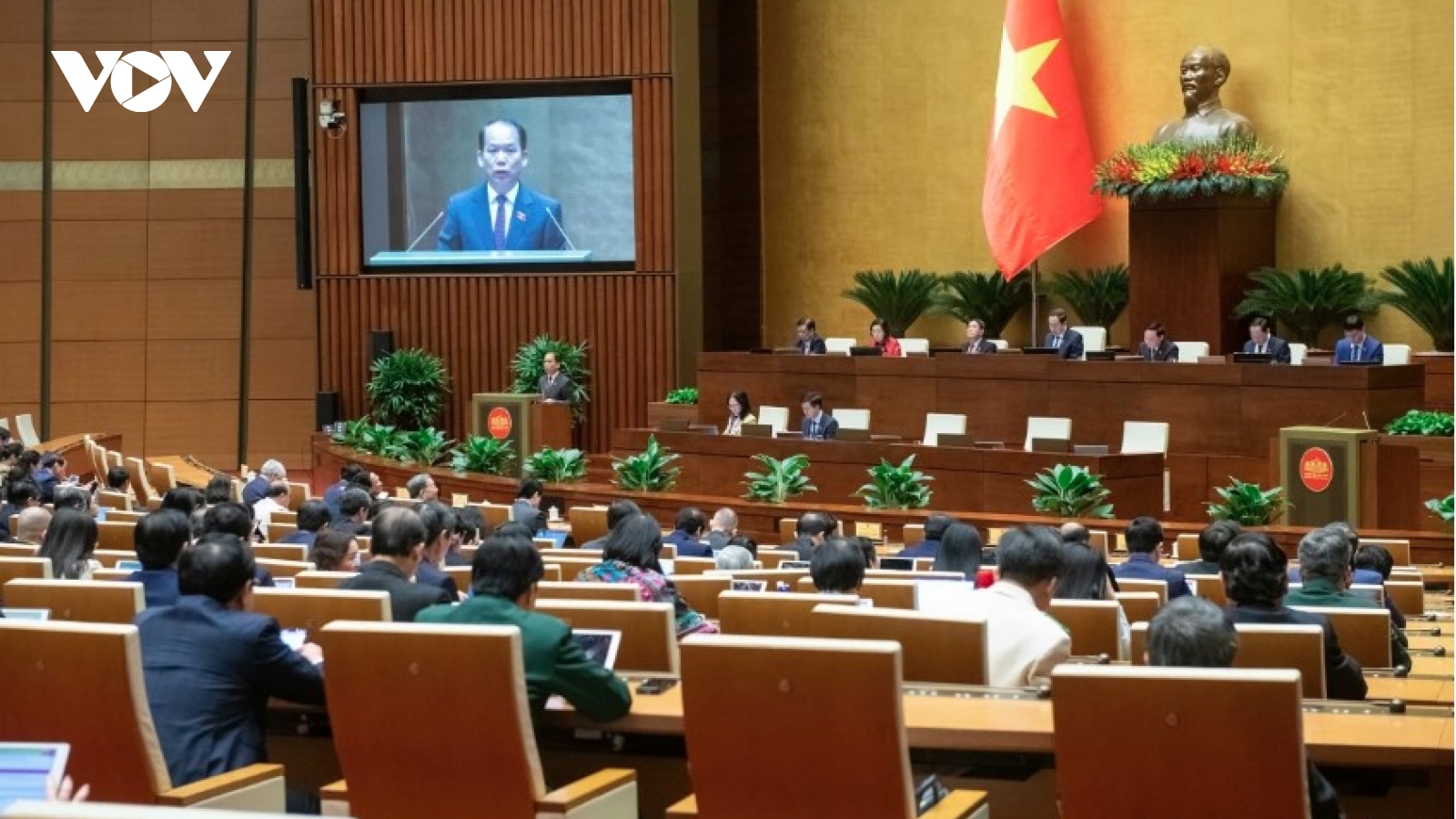 National Assembly approves key resolutions at final working session