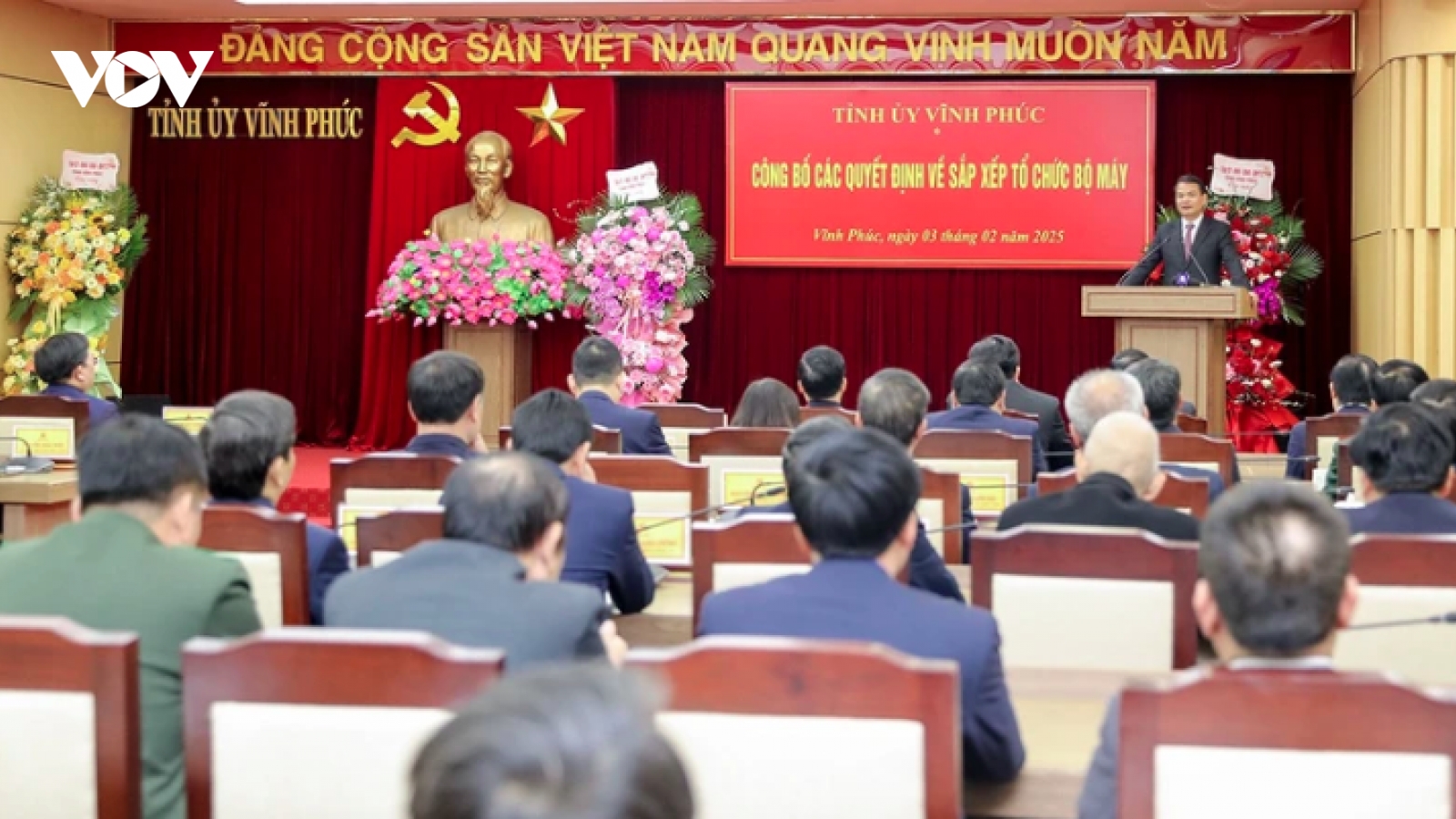 Gần 300 cán bộ, công chức, viên chức tỉnh Vĩnh Phúc xin nghỉ hưu trước tuổi