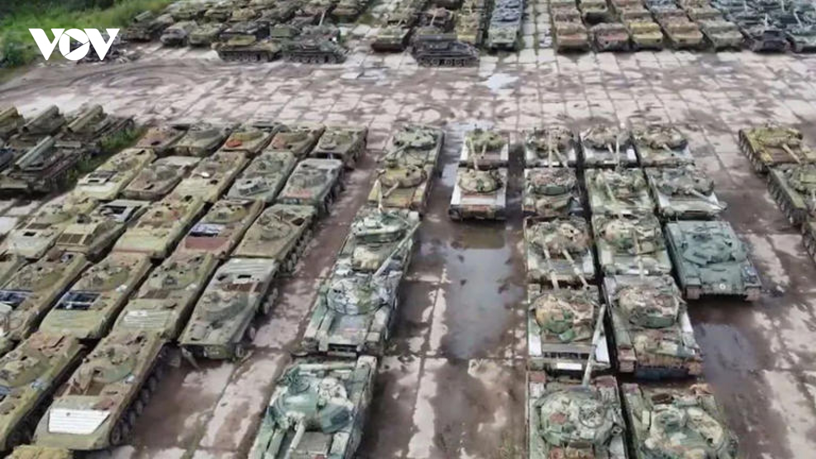 Vì sao Ukraine hiếm khi tấn công căn cứ chứa phương tiện và vũ khí cũ của Nga?