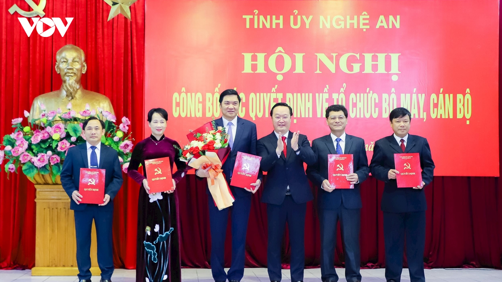 Nghệ An: Đảng bộ các cơ quan chính thức đi vào hoạt động sau hợp nhất