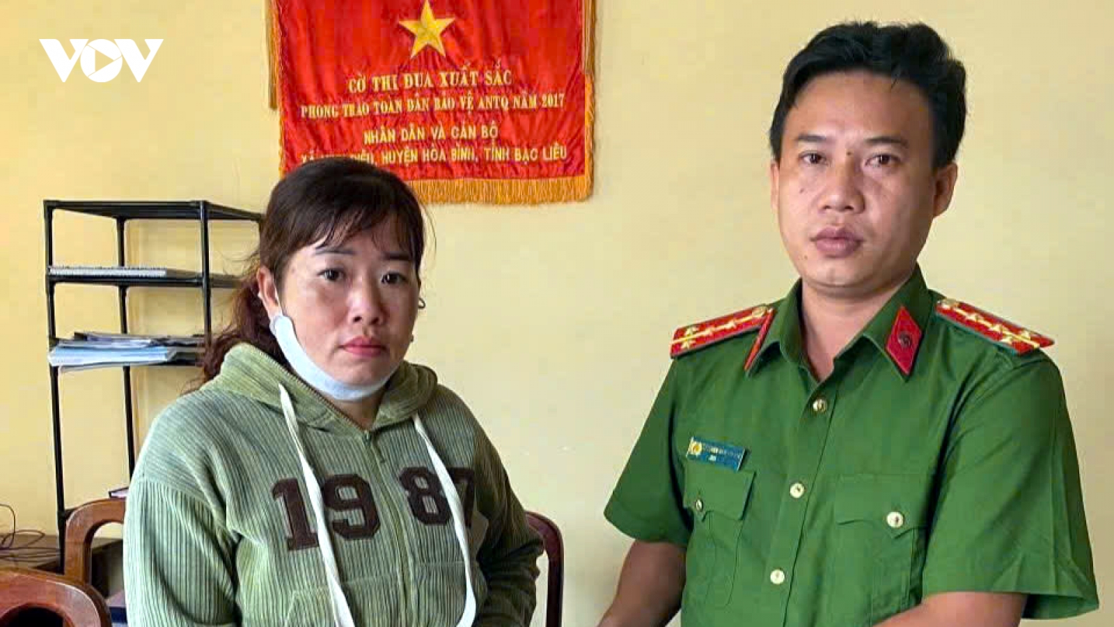 Người phụ nữ ở Bạc Liêu nhận lại 35 triệu đồng đánh rơi trên đường đi