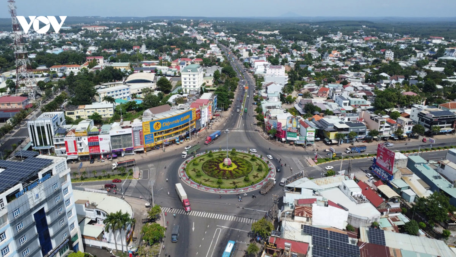 10 cán bộ lãnh đạo Bình Phước tiên phong nghỉ hưu trước tuổi