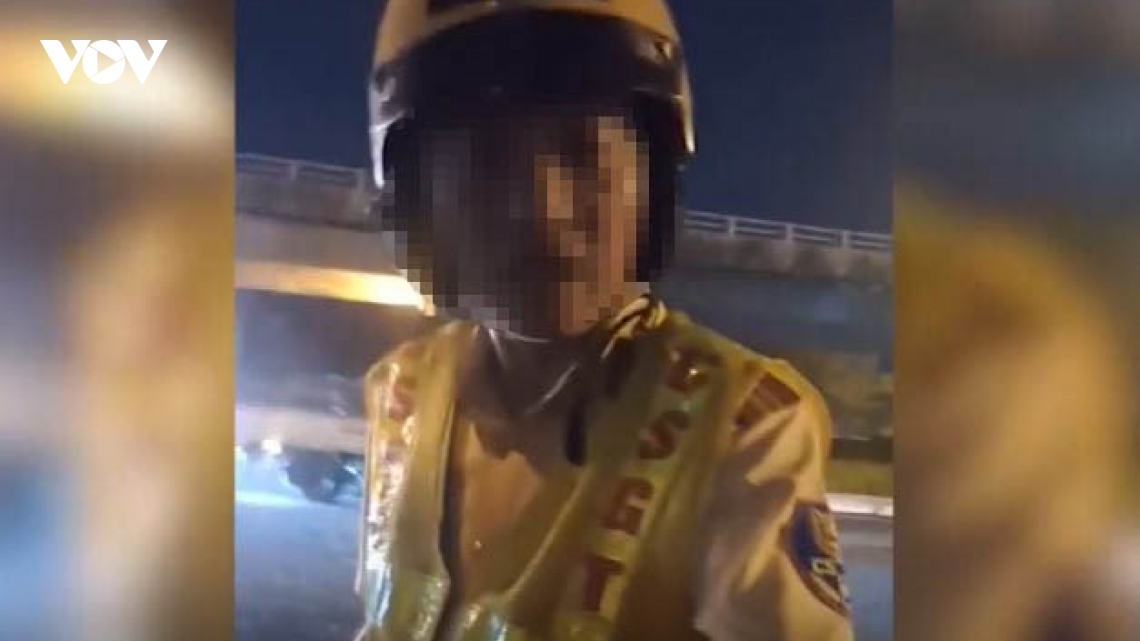 Tạm đình chỉ công tác cảnh sát giao thông xưng hô "mày, tao" với dân