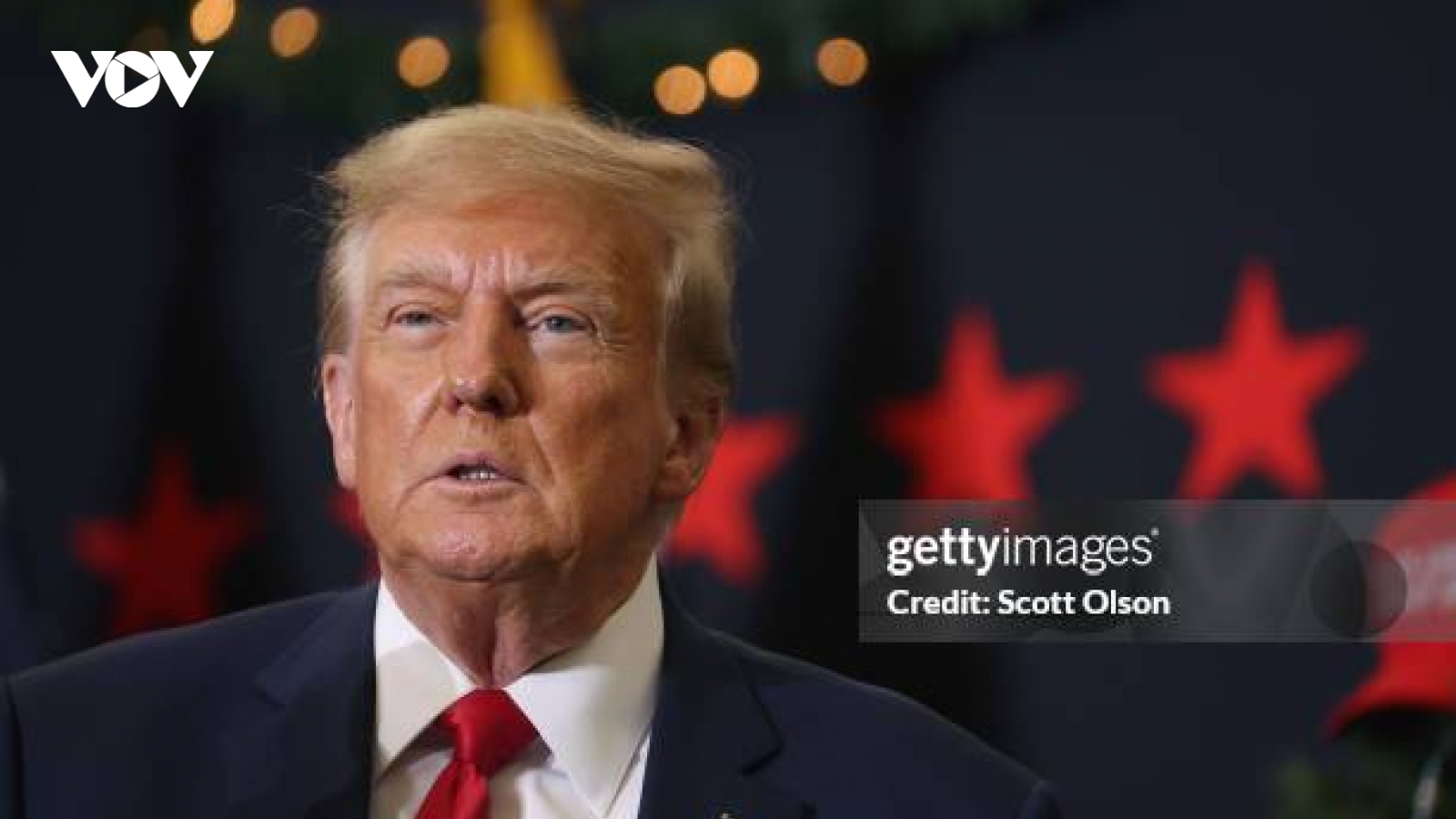 Ông Trump tuyên bố không trì hoãn đánh thuế Mexico và Canada