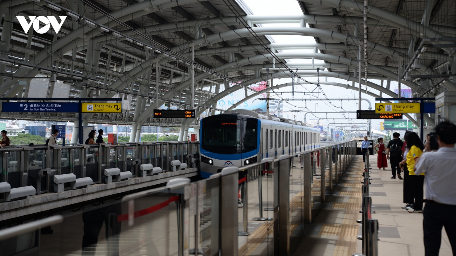 TPHCM “vừa học vừa làm” đường sắt đô thị bằng TOD