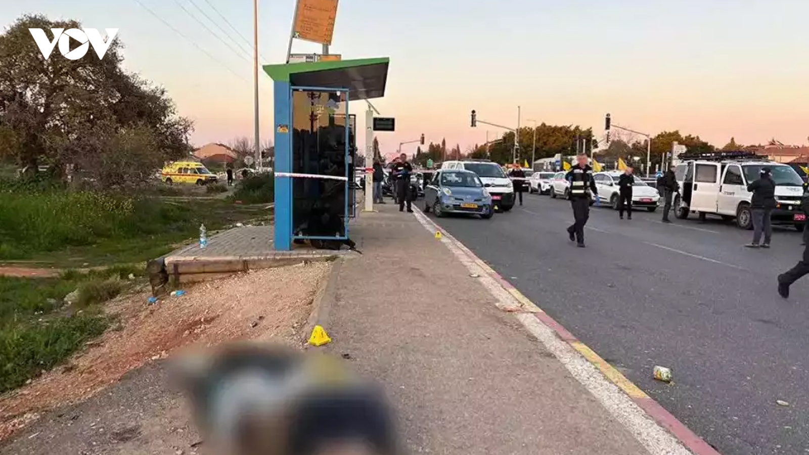 Tấn công bằng xe ô tô nhằm vào đám đông ở Israel, 13 người bị thương
