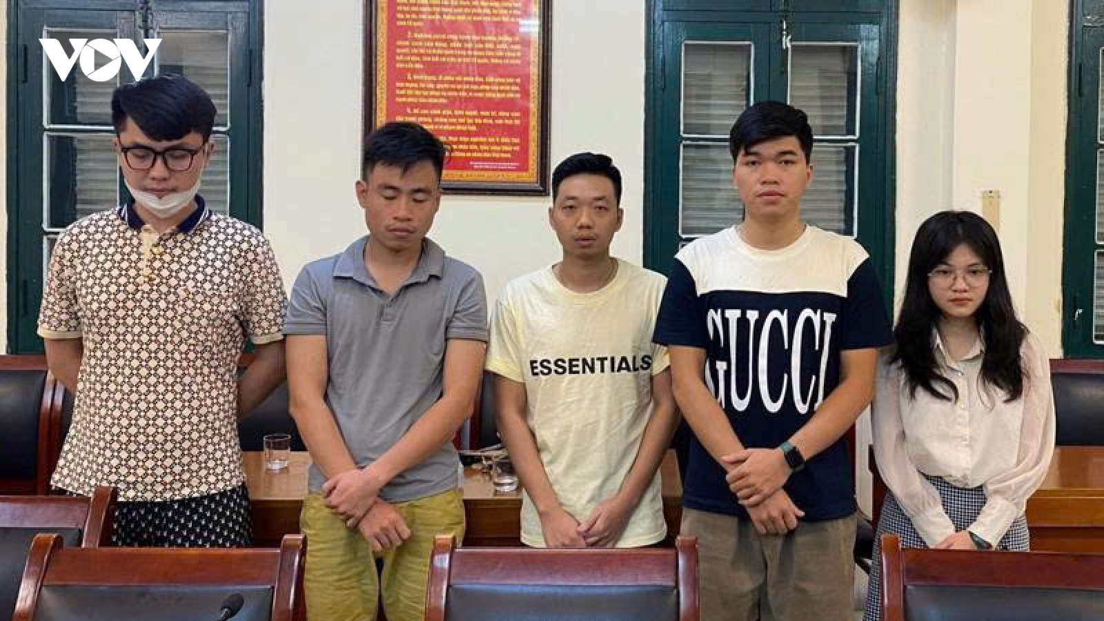 Giả mạo bác sĩ Bệnh viện Mắt T.Ư và Sở Y tế Hà Nội để lừa đảo hơn 2.500 người