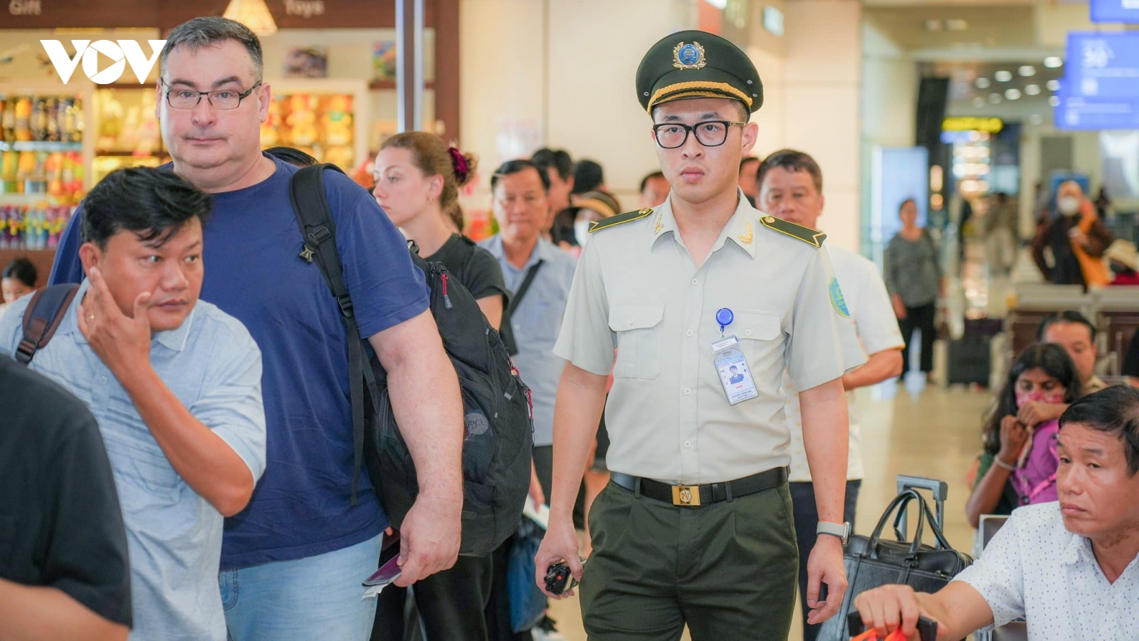 Ngày mai, bàn giao nhiệm vụ bảo đảm an ninh hàng không sang Bộ Công an
