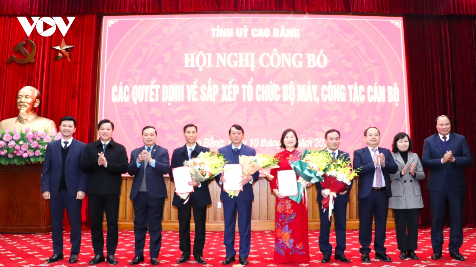 Cao Bằng công bố quyết định sắp xếp tổ chức bộ máy và công tác cán bộ