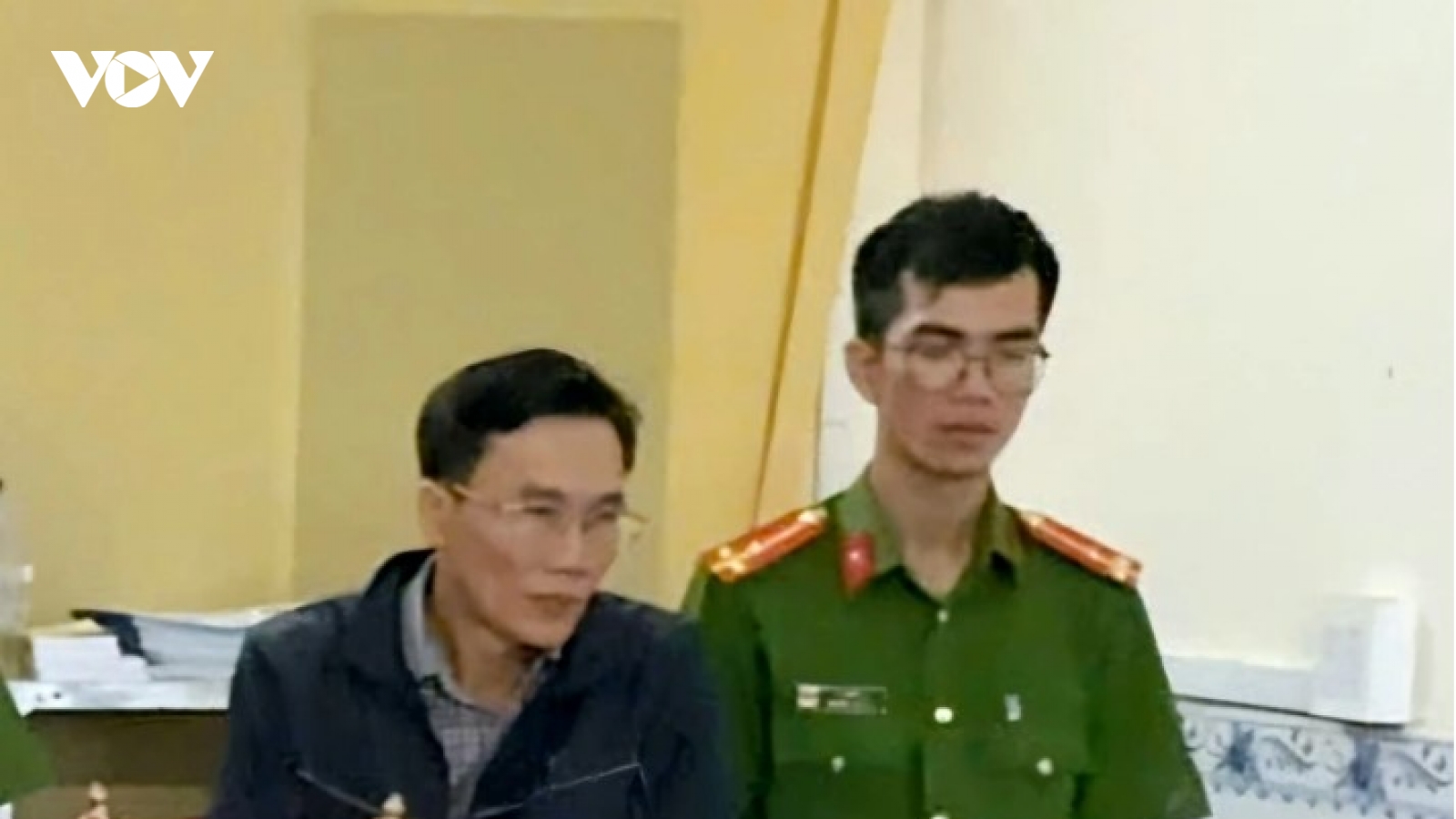 Cà Mau: Bắt 4 cán bộ liên quan sai phạm đất đai ở huyện Đầm Dơi