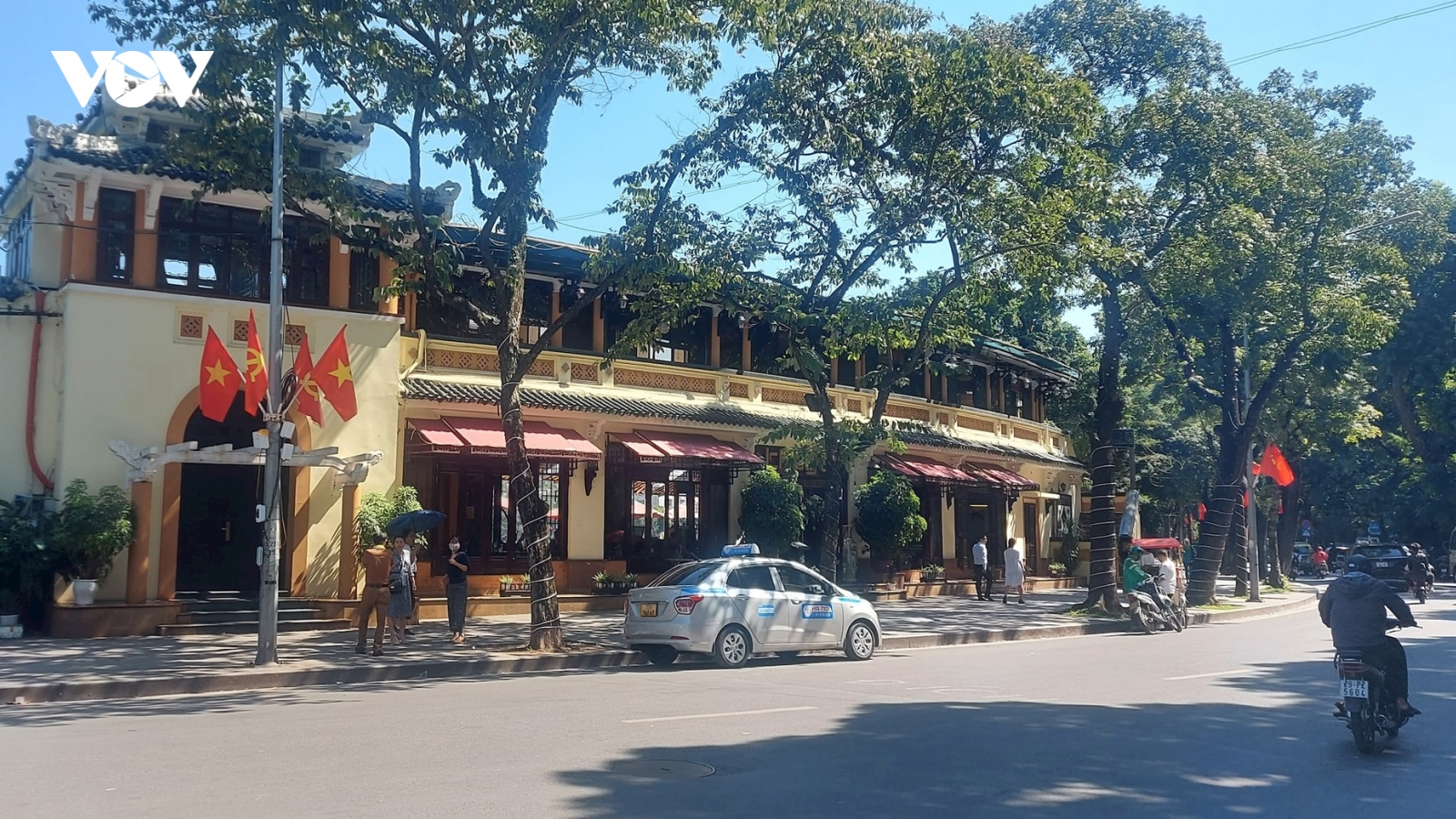 Thời tiết ngày 9/2: Hà Nội trời rét đậm, trưa chiều giảm mây hửng nắng