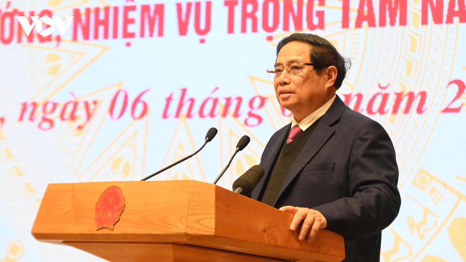 Thủ tướng: Chuyển đổi số gắn chặt với cuộc cách mạng cải cách bộ máy hành chính