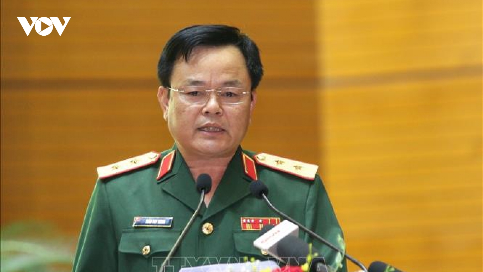 6 cán bộ thuộc Bộ Quốc phòng thôi giữ chức vụ lãnh đạo, chờ nghỉ hưu