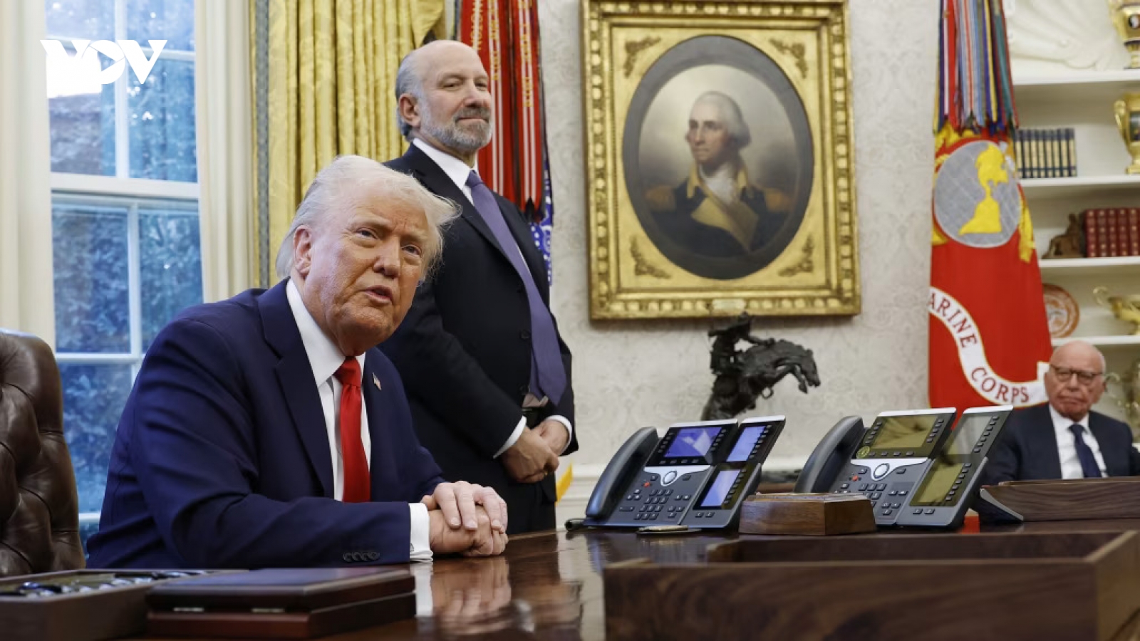 48 giờ trước khi ông Trump quyết định hoãn áp thuế với Mexico và Canada