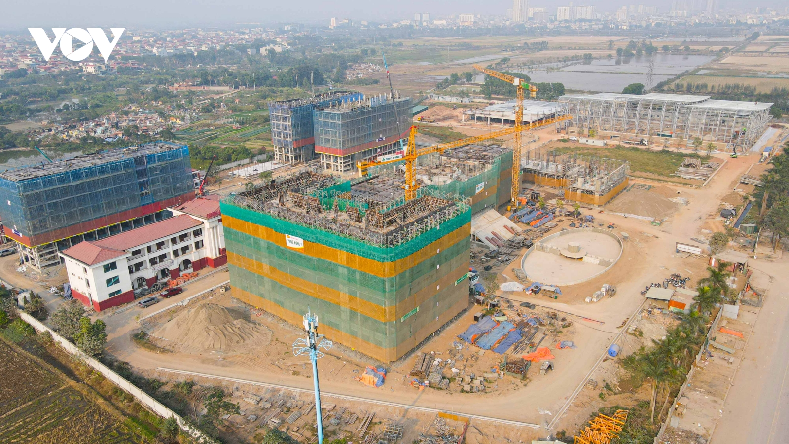 Cận cảnh công trình xây dựng “chui” Trường Đại học công nghệ Đông Á ở Bắc Ninh