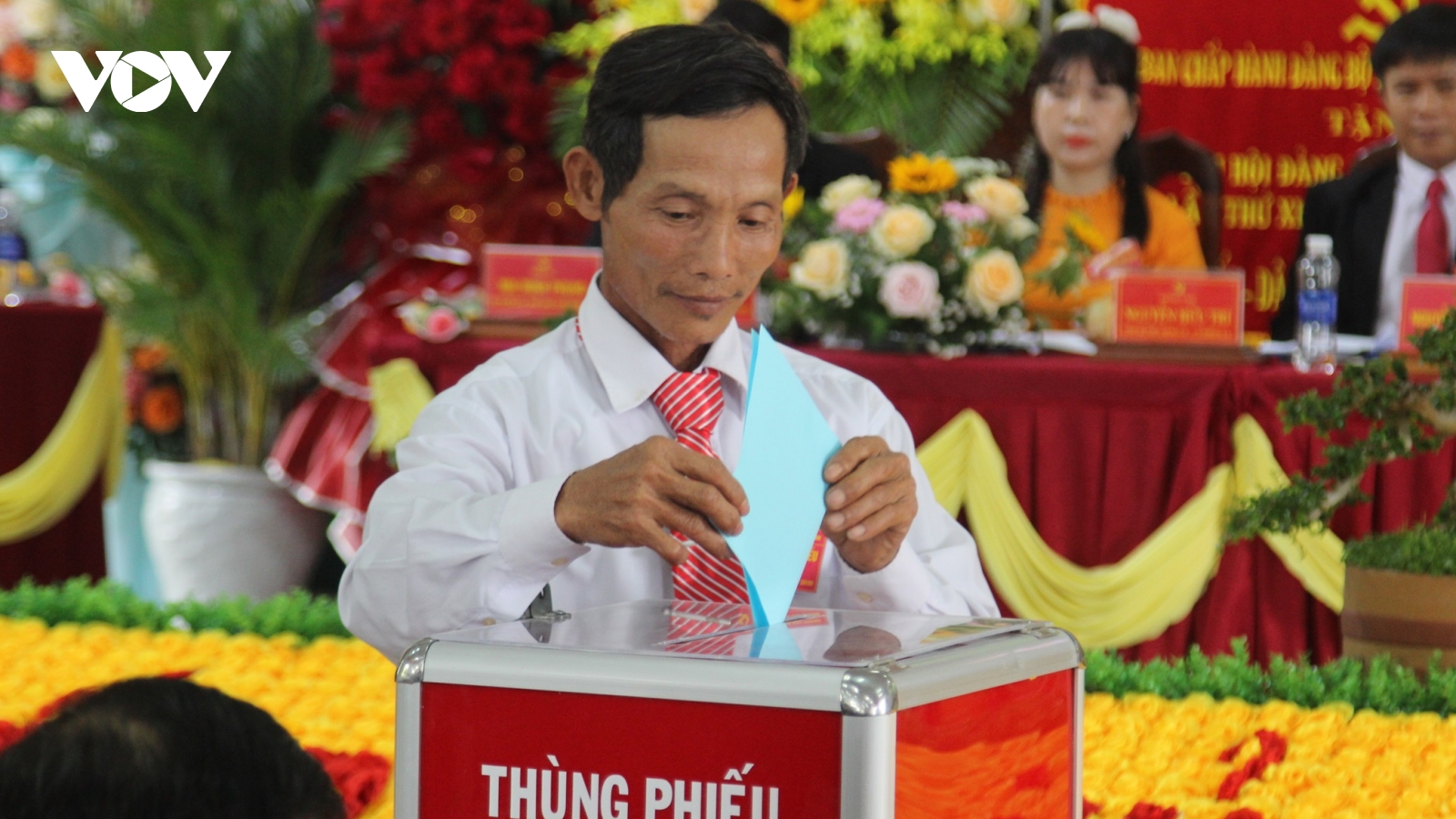 Đại hội điểm đảng bộ cấp cơ sở ở Bình Định bầu trực tiếp bí thư
