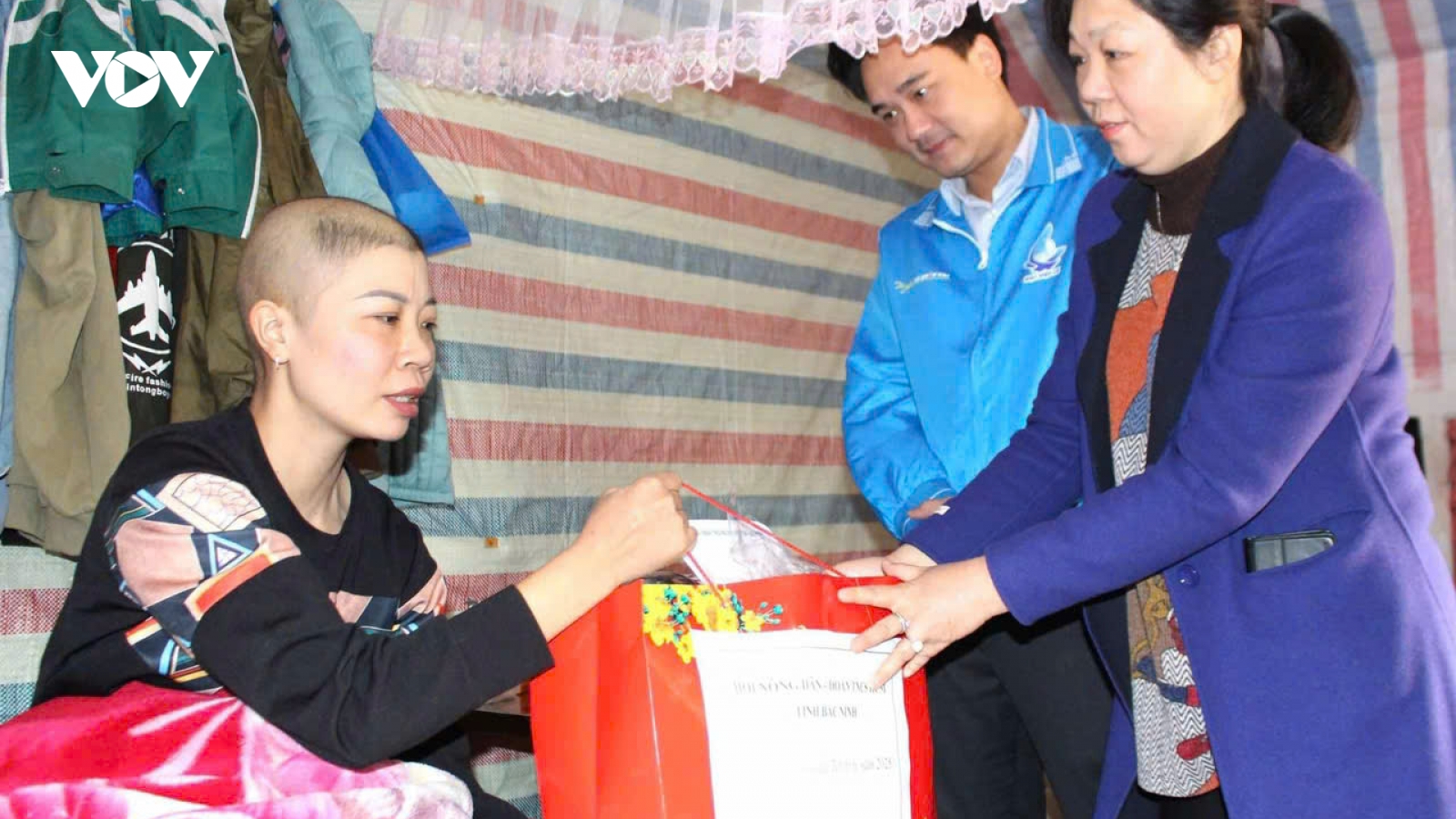 Tặng hơn 1.700 suất quà Tết cho hội viên, nông dân Bắc Ninh có hoàn cảnh khó khăn
