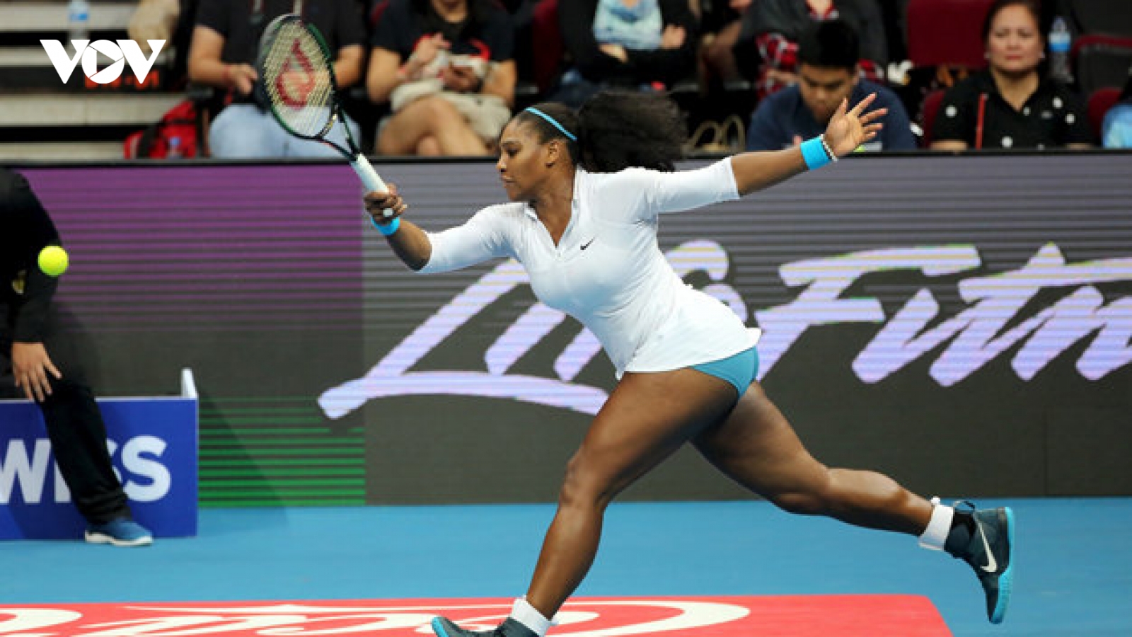 Vòng 1 Mỹ mở rộng 2015: Serena và Djokovic thẳng tiến