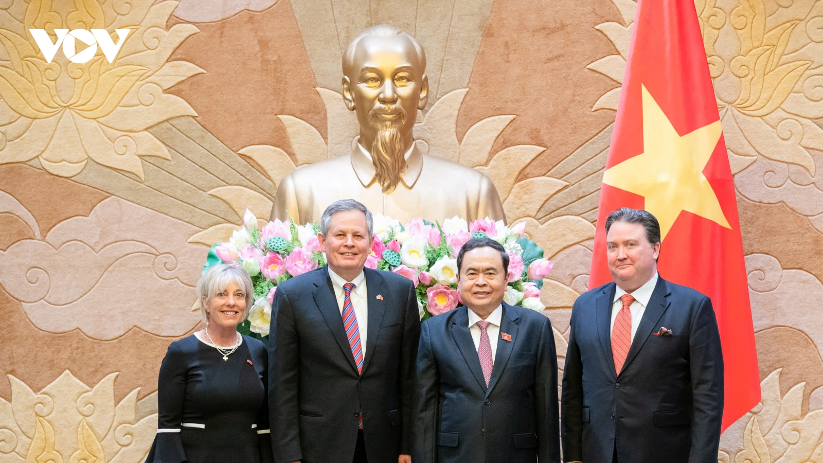 Chủ tịch Quốc hội Trần Thanh Mẫn tiếp Thượng Nghị sĩ Hoa Kỳ Steven David Daines