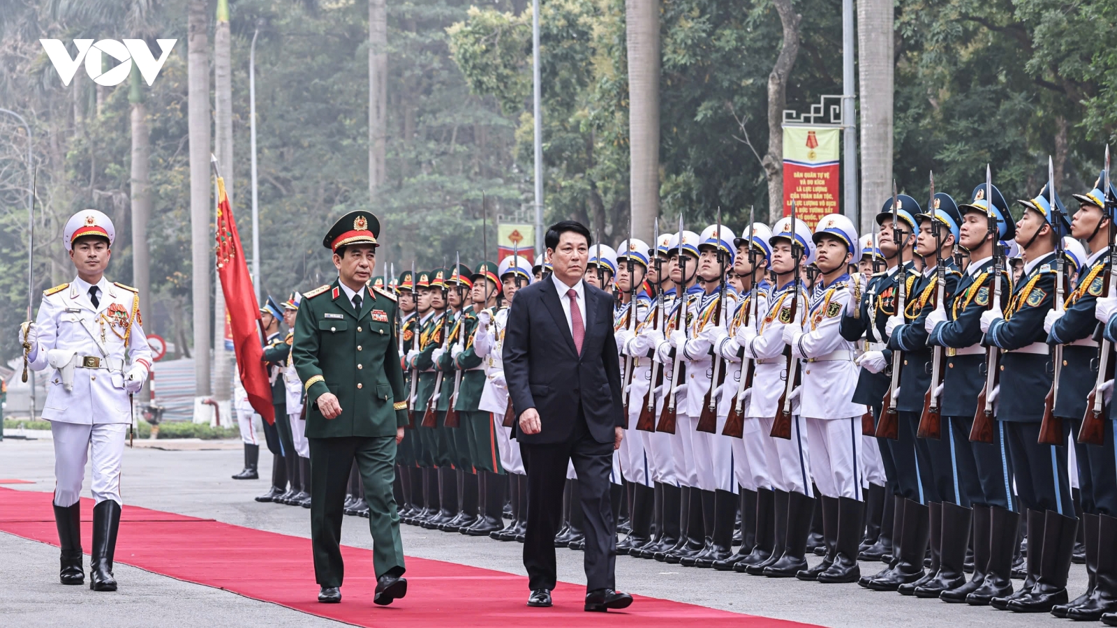Chủ tịch nước Lương Cường dự Lễ kỷ niệm 90 năm Ngày truyền thống Dân quân tự vệ