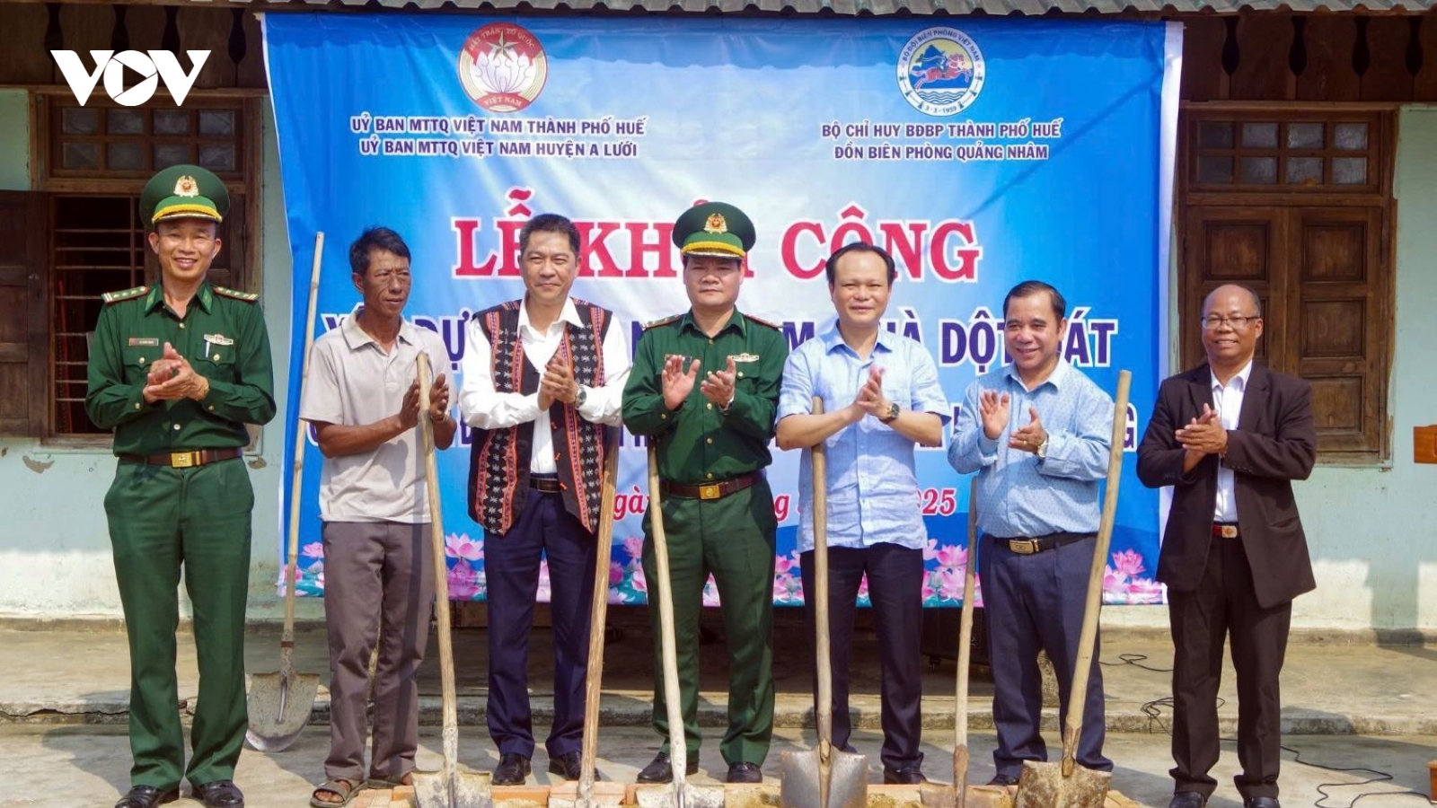 Hỗ trợ xoá nhà tạm, nhà dột nát tại huyện vùng cao A Lưới