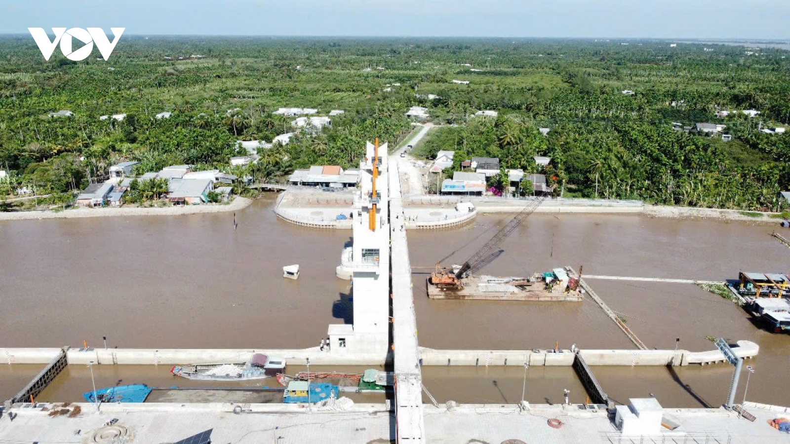 Công trình kiểm soát mặn phát huy vai trò hỗ trợ sản xuất