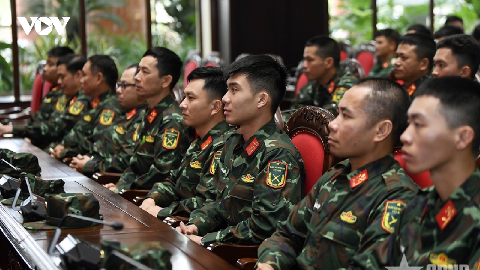 Lực lượng tinh nhuệ nhất của Việt Nam lên đường cứu trợ động đất tại Myanmar
