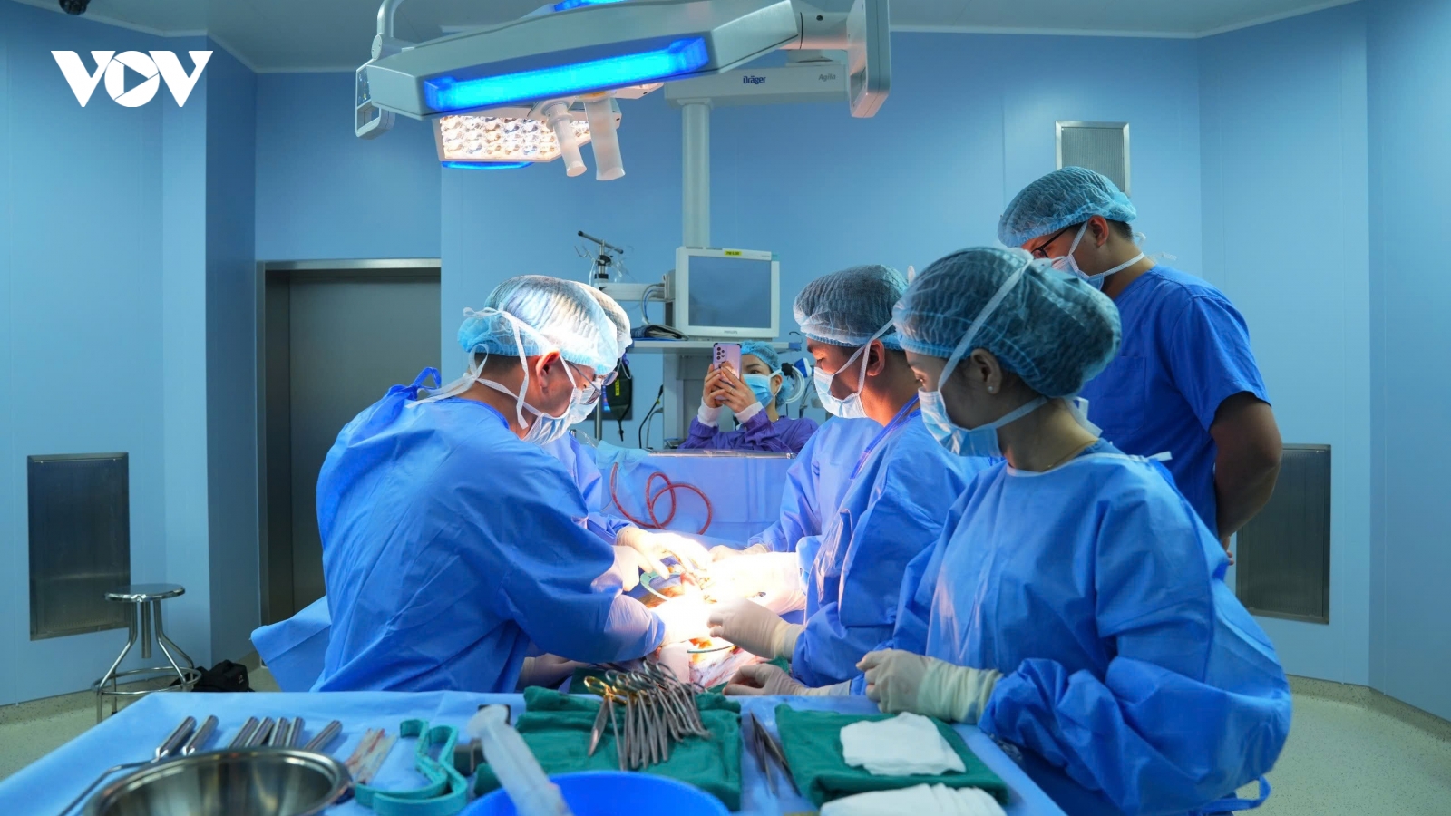 Can thiệp đặt thể hang nhân tạo giúp nam thanh niên cải thiện sinh lý