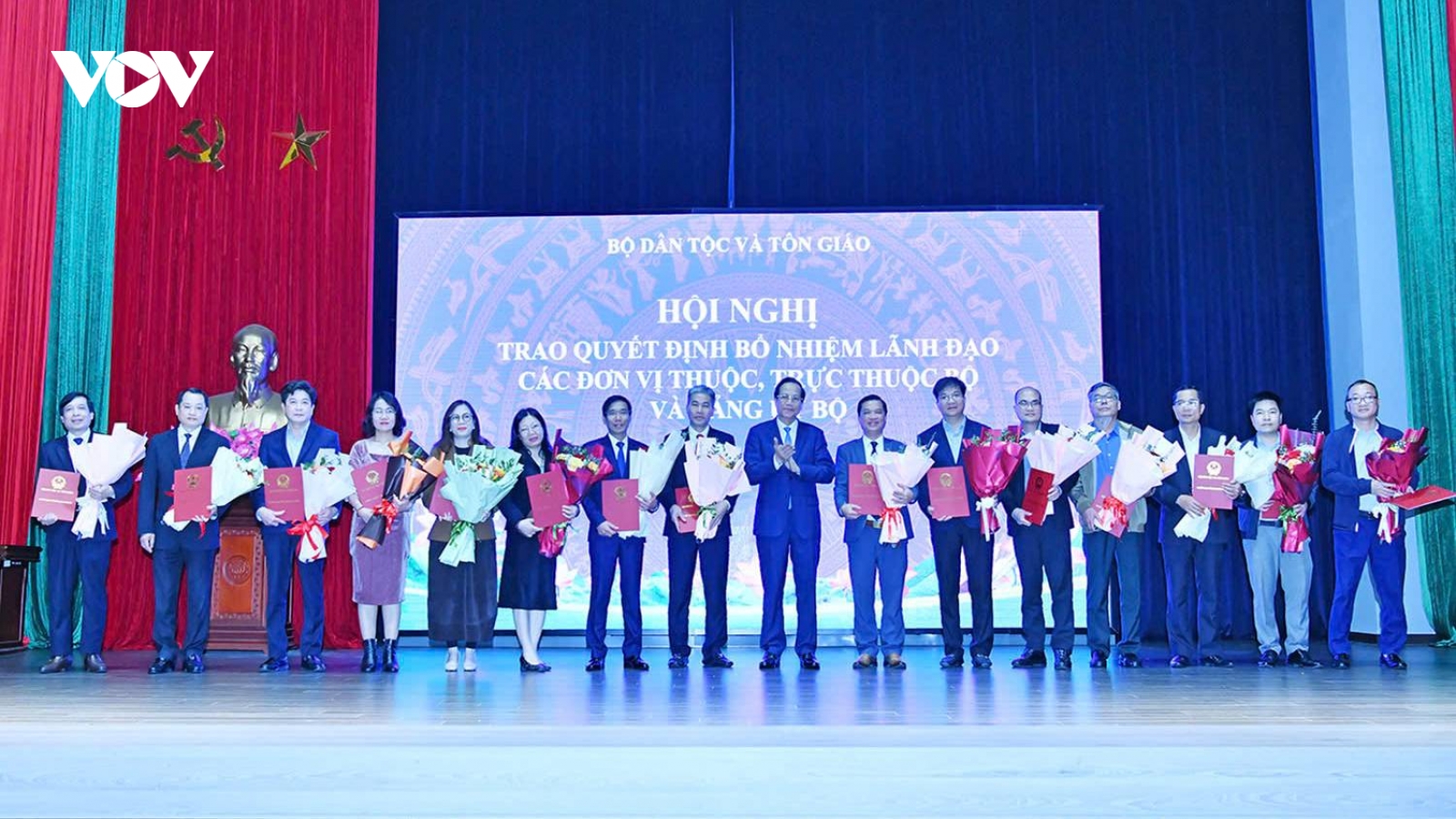 Bổ nhiệm lãnh đạo các đơn vị của Bộ Dân tộc và Tôn giáo