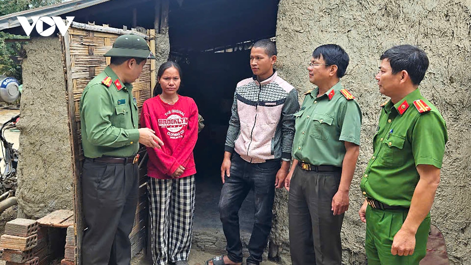 Bộ Công an hỗ trợ tỉnh Kon Tum xây dựng 1.400 căn nhà giúp người dân