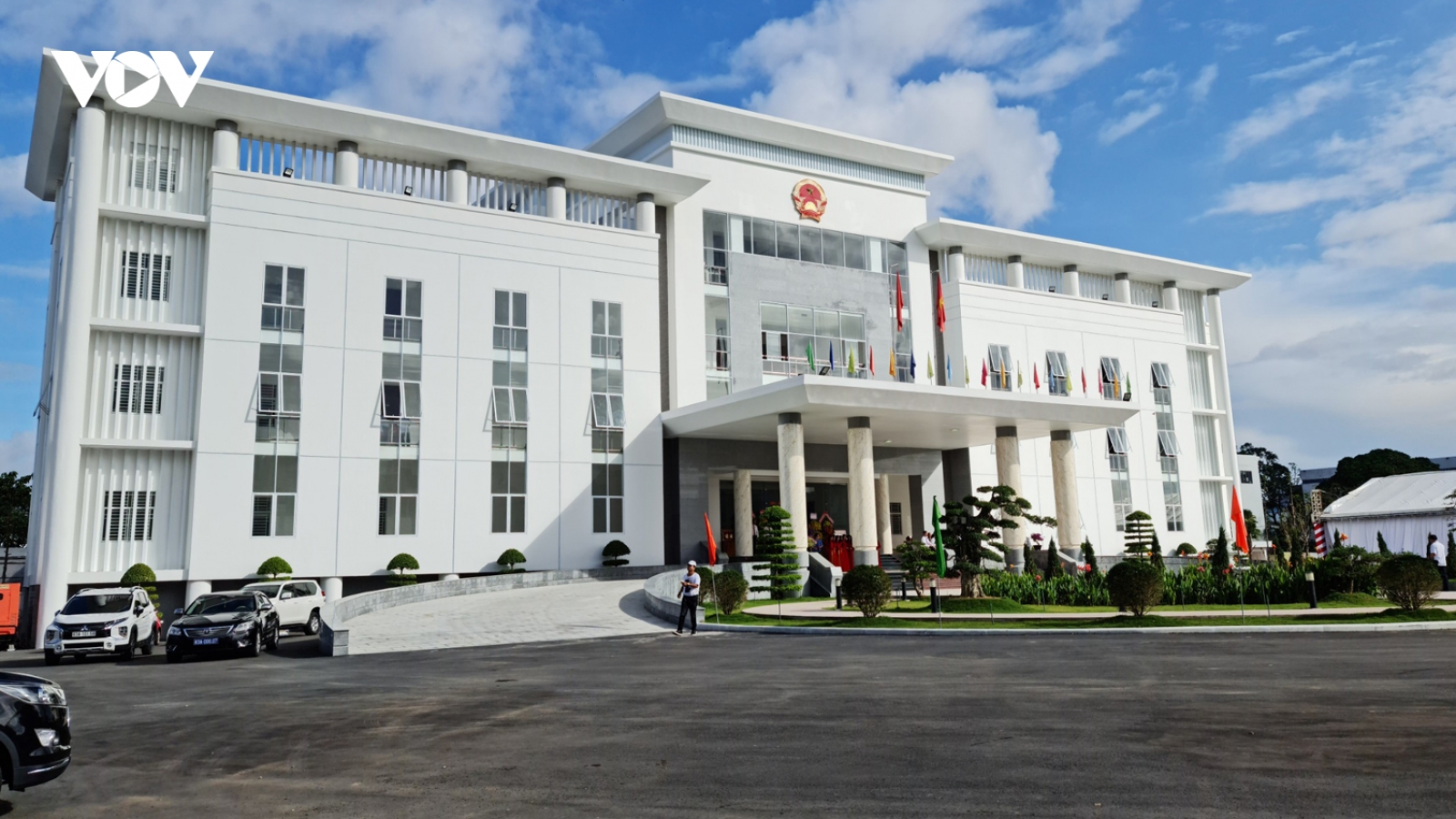 Đẩy mạnh phân quyền, phân cấp theo quy định tại Luật Tổ chức Chính phủ