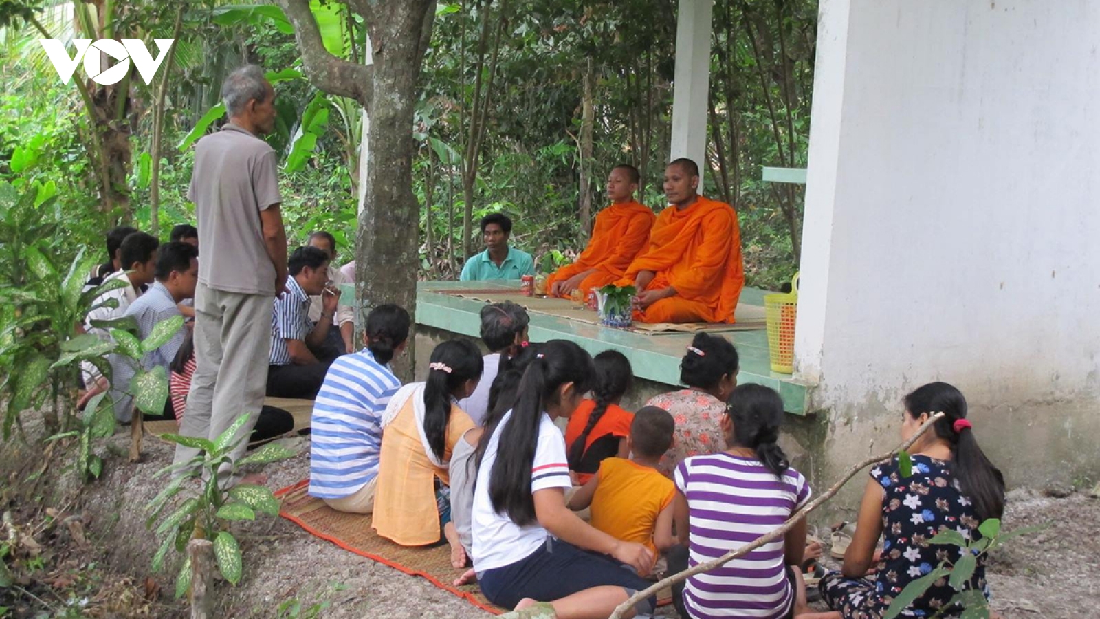 Cho mượn đất sản xuất giúp nhau thoát nghèo ở ĐBSCL