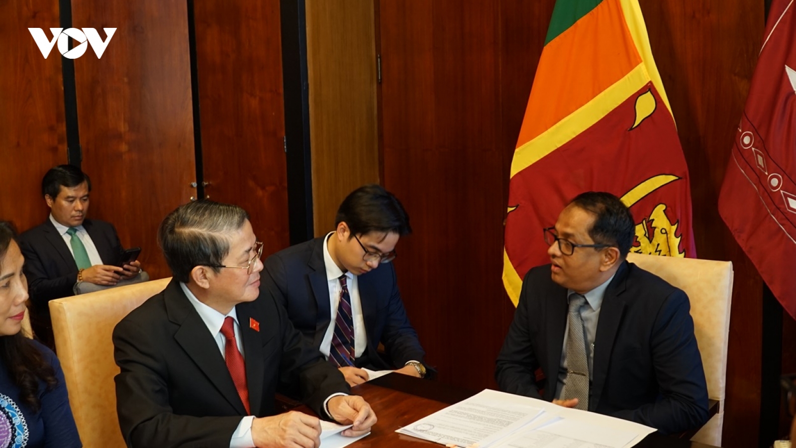 Sri Lanka muốn Việt Nam chia sẻ kinh nghiệm hội nhập quốc tế, thu hút FDI