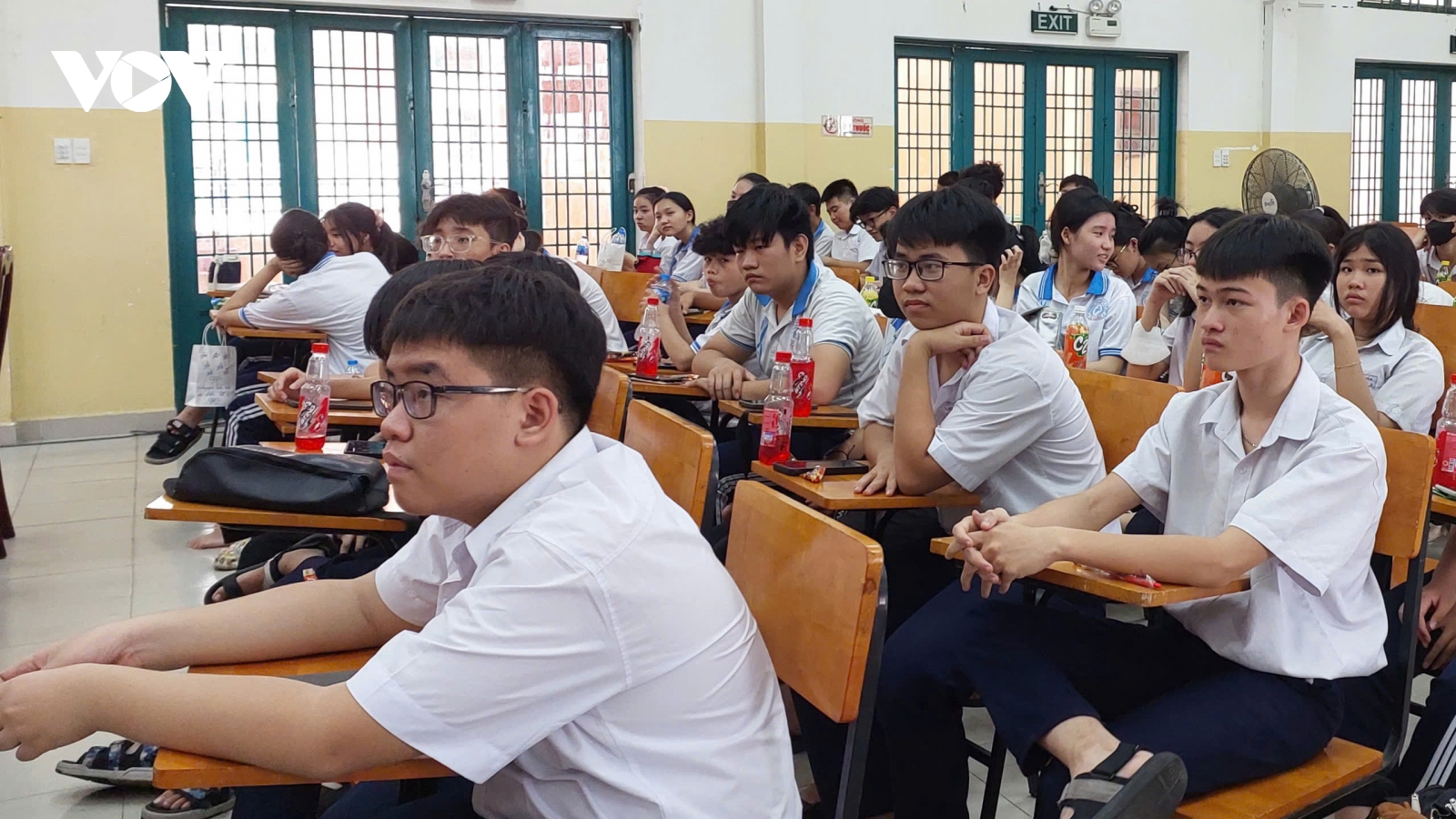 Lan tỏa kiến thức công nghệ qua lớp "Bình dân học vụ số"