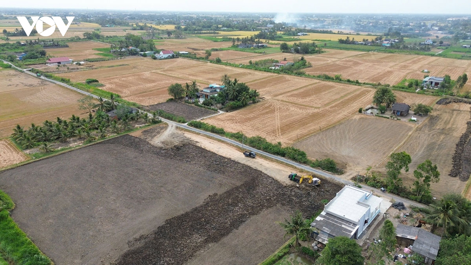 Mua bán đất mặt ruộng ở xứ Gò - cảnh báo lợi ít, hại nhiều