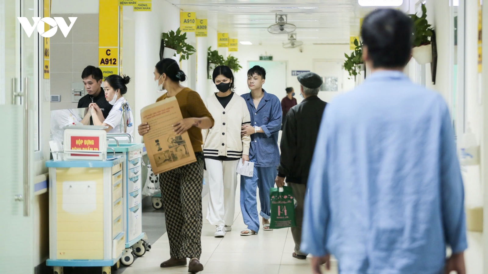 62 bệnh hiếm, hiểm nghèo được “thông tuyến” nhưng vẫn còn vướng mắc?