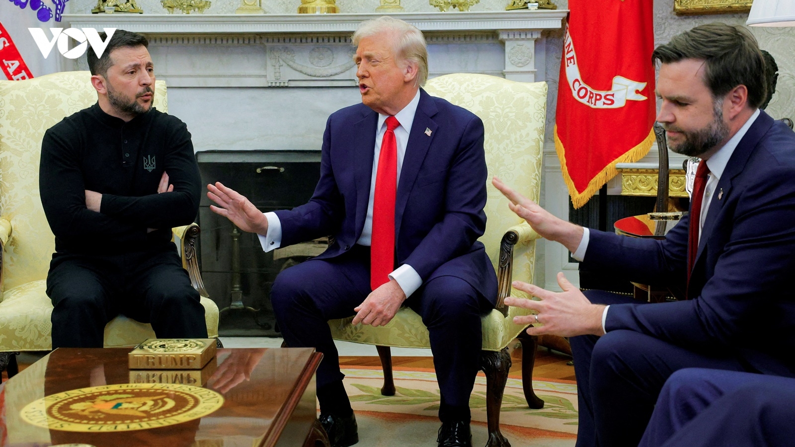 Sốc nặng trước chỉ trích của ông Trump, Ukraine vẫn tìm cách lấy lòng Mỹ