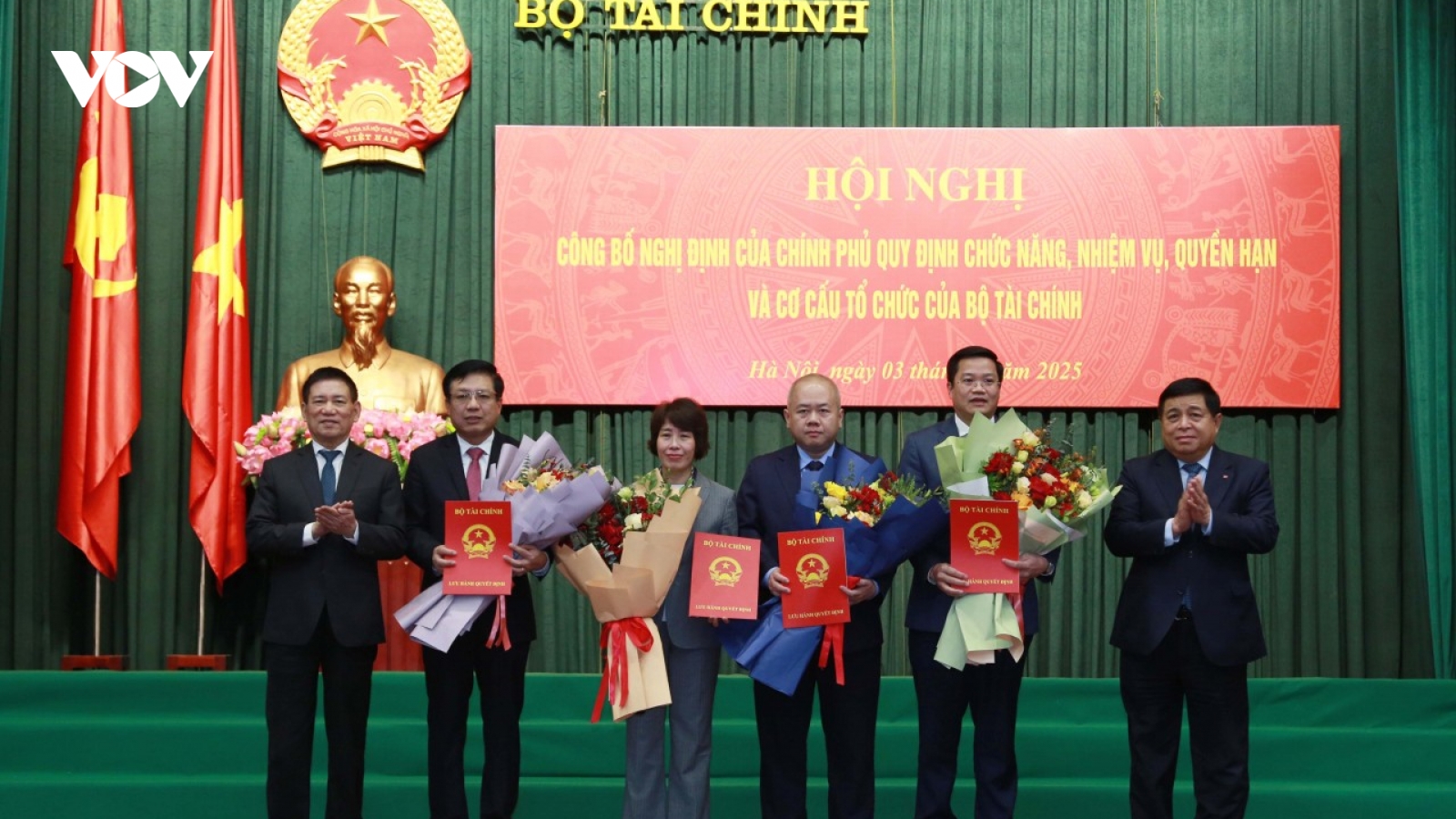 Công bố cơ cấu, chức năng, nhiệm vụ và các quyết định nhân sự của Bộ Tài chính