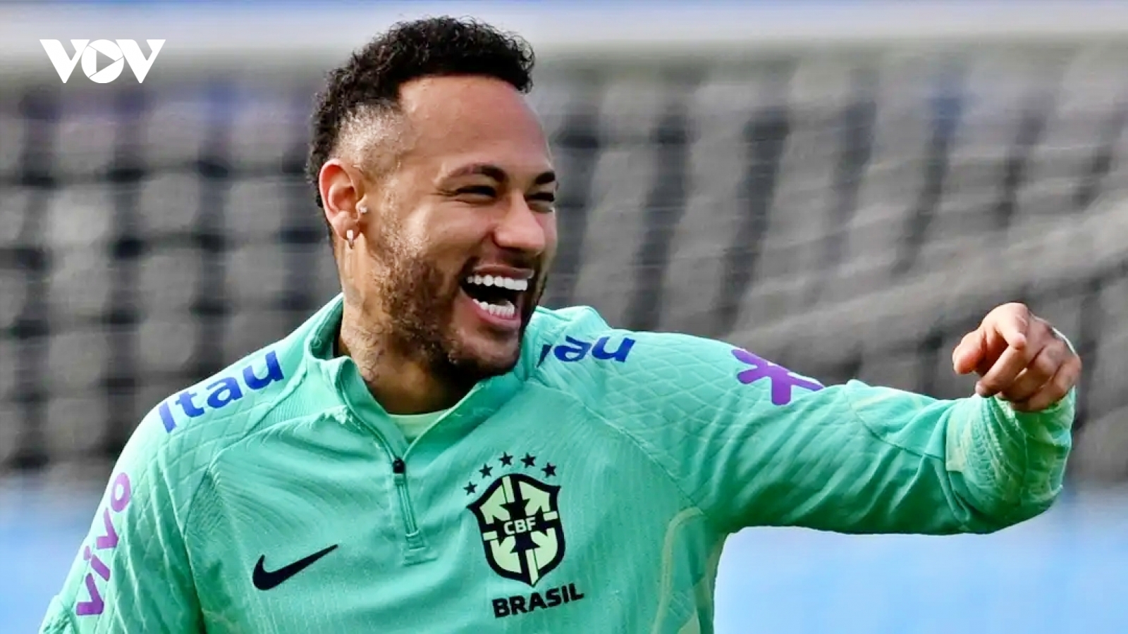 Neymar bất ngờ được gọi lên tuyển Brazil, chuẩn bị so tài với Messi