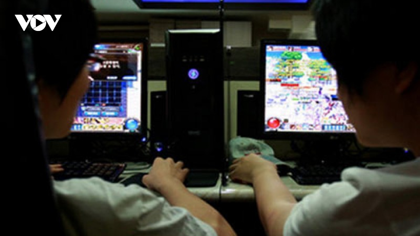 "Cuộc chiến" khi con trai đang học đại học thì "nghiện" game