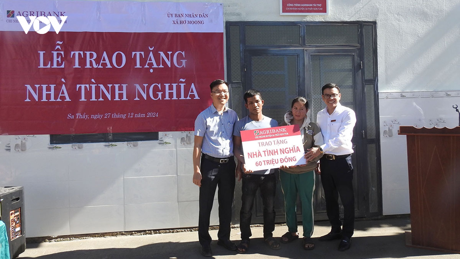 Kon Tum vượt mốc xoá 1.000 nhà tạm, nhà dột nát