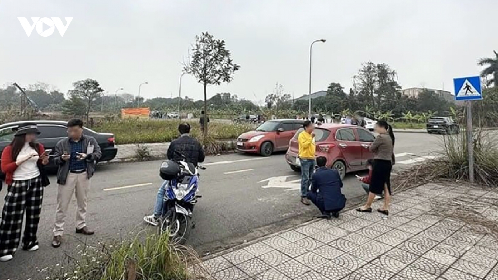 Bất động sản nhiều địa phương bỗng 'nóng hầm hập', vì sao?
