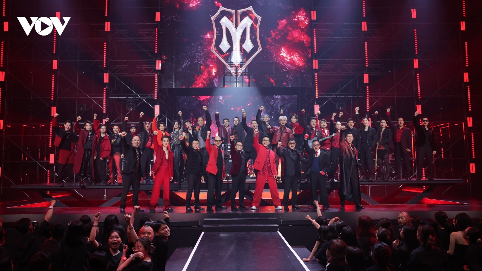 BTC concert "Anh trai vượt ngàn chông gai" xin lỗi